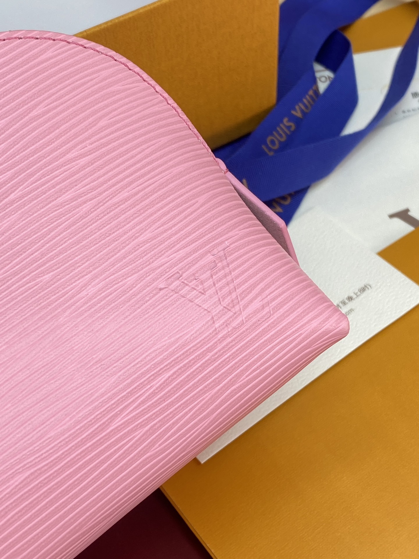 M15198粉色 水波纹化妆包 当季新款 POCHETTE COSMÉTIQUE 小号化妆包 本款 Po