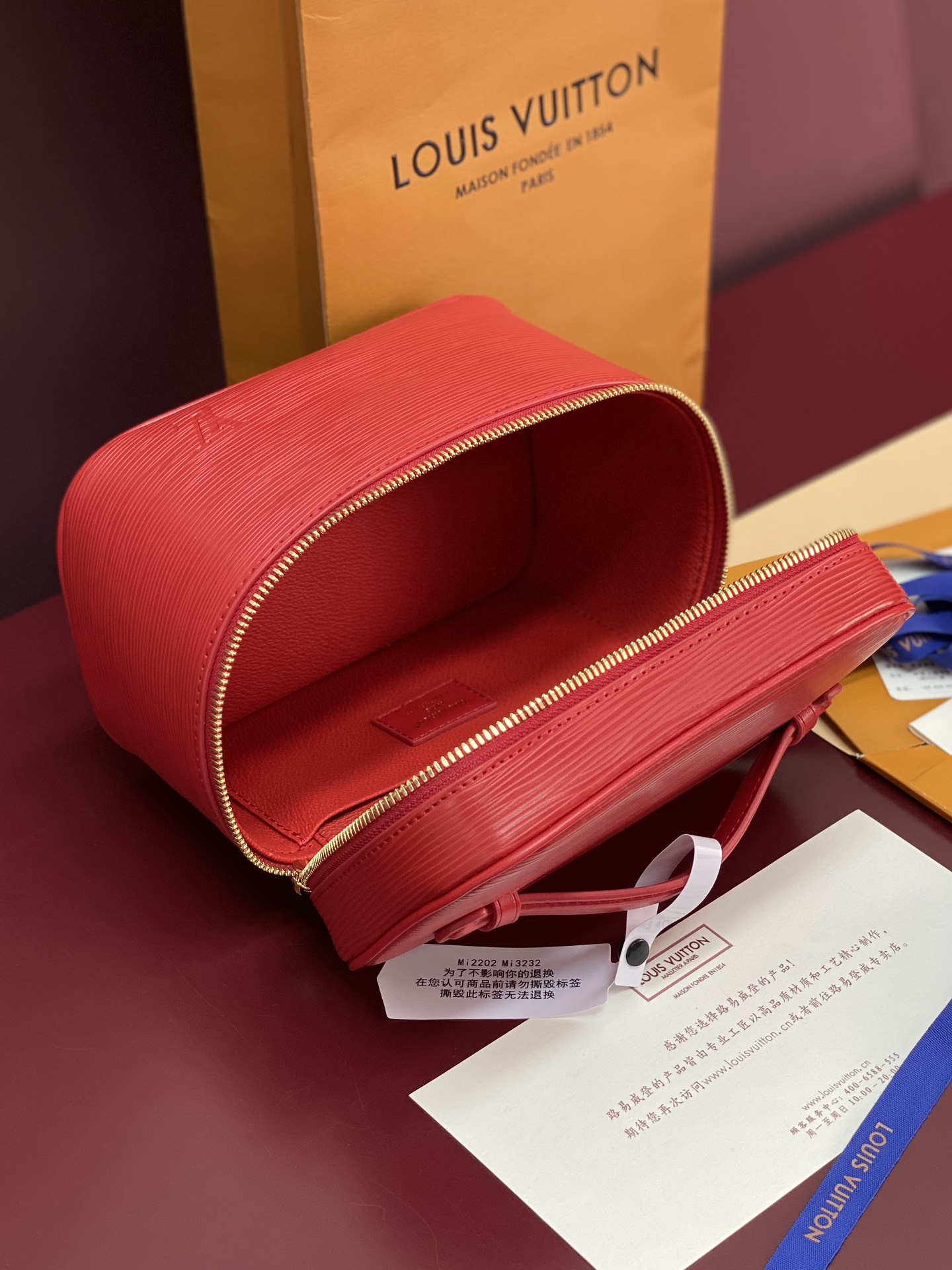 M25856 红色 中号！水波纹化妆包 当季新款 NICE NANO 化妆包 本款 Nice Nano 