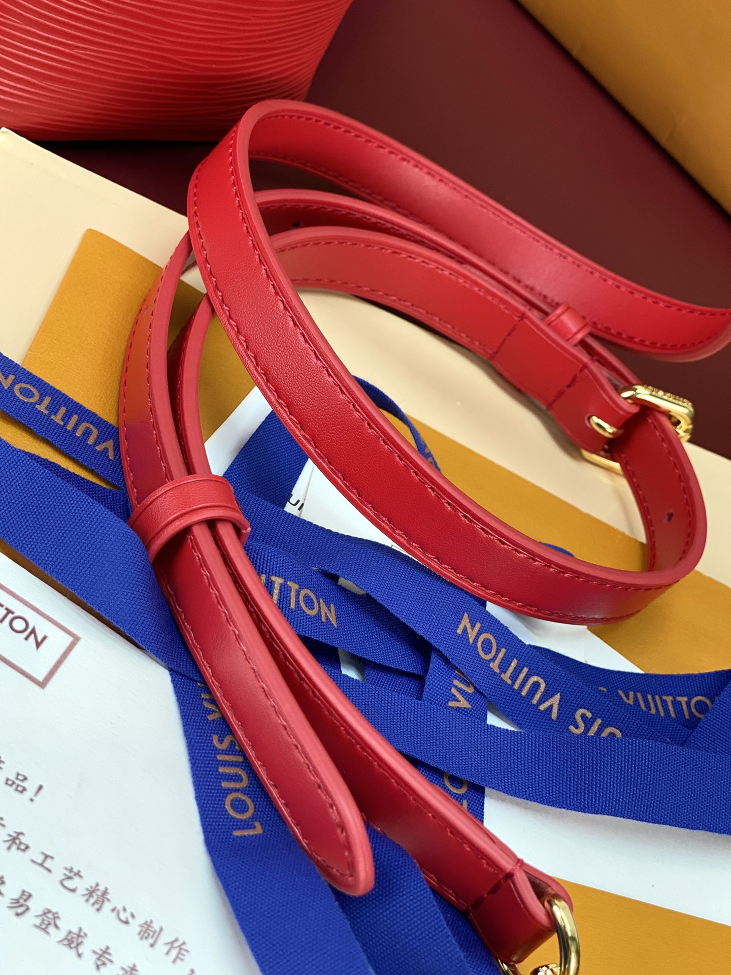 M25857 红色 大号！水波纹化妆包 当季新款 NICE NANO 化妆包 本款 Nice Nano 