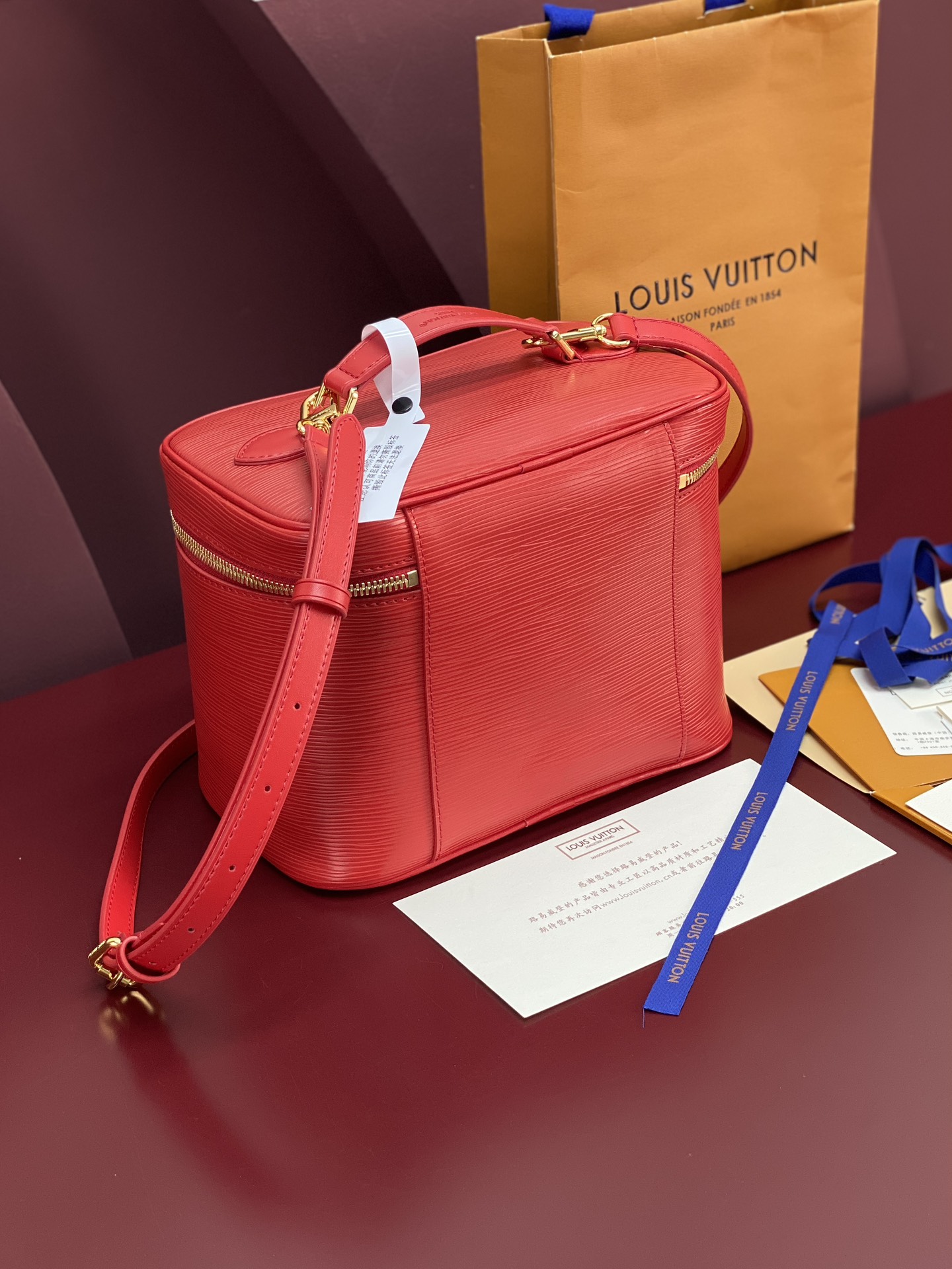 M25857 红色 大号！水波纹化妆包 当季新款 NICE NANO 化妆包 本款 Nice Nano 