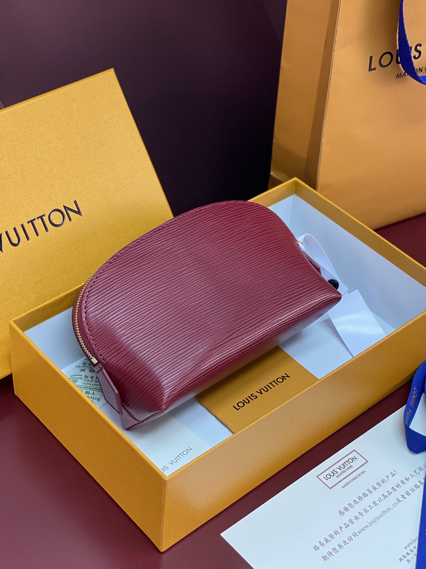 M15198 紫色 水波纹化妆包 当季新款 POCHETTE COSMÉTIQUE 小号化妆包 本款 P