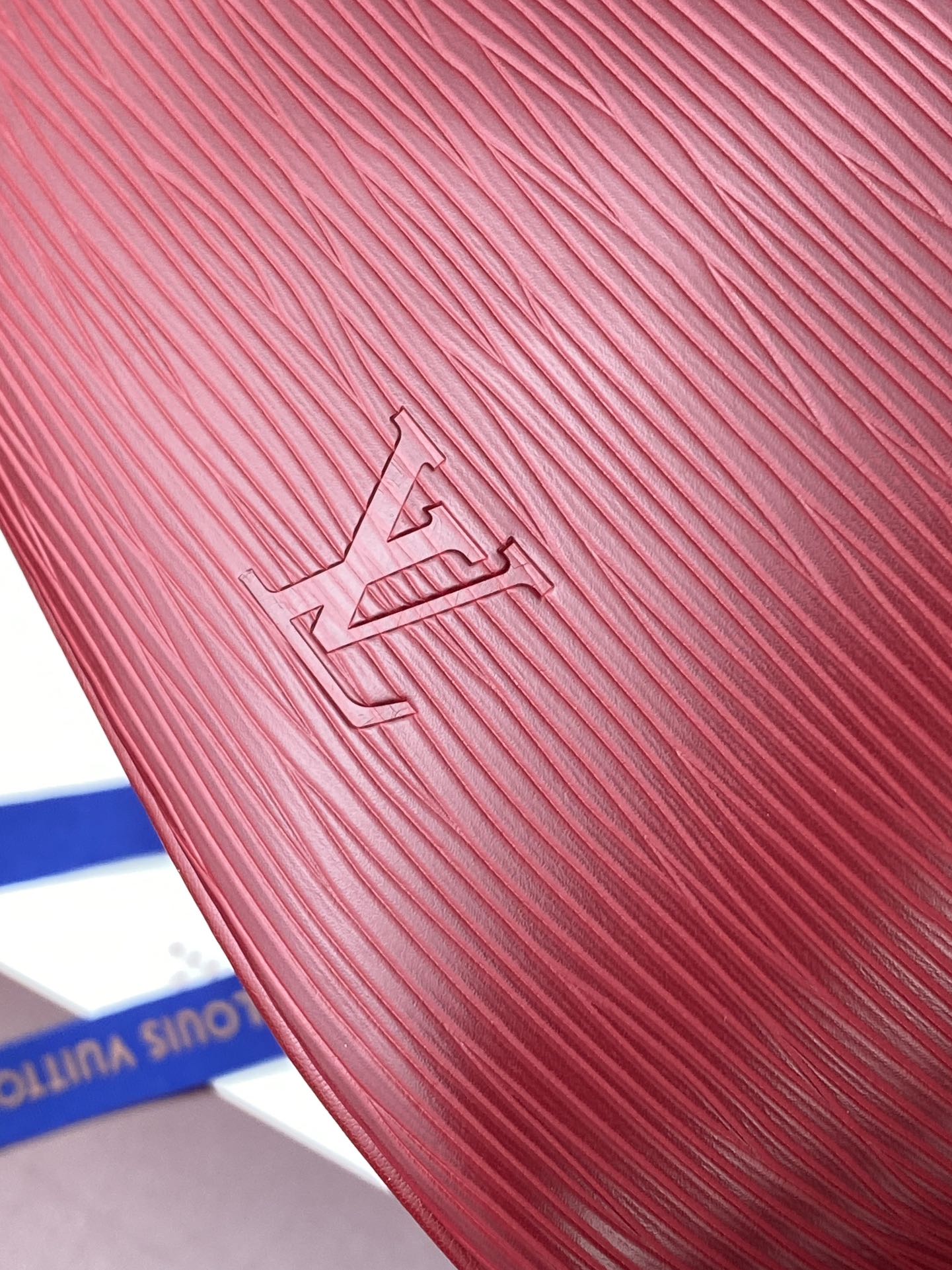 M25857 紫色 大号！水波纹化妆包 当季新款 NICE NANO 化妆包 本款 Nice Nano 