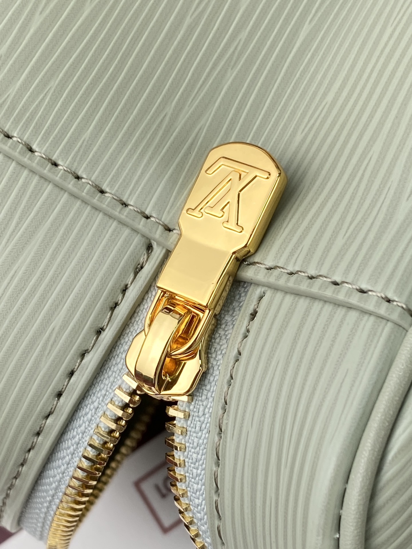 M25855 浅绿色 小号！水波纹化妆包 当季新款 NICE NANO 化妆包 本款 Nice Nano