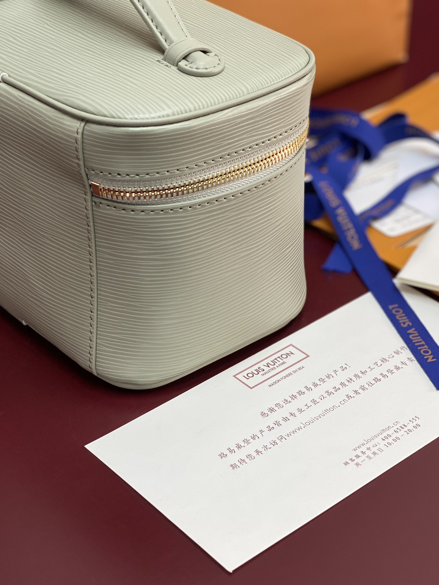 M25856 浅绿色 中号！水波纹化妆包 当季新款 NICE NANO 化妆包 本款 Nice Nano