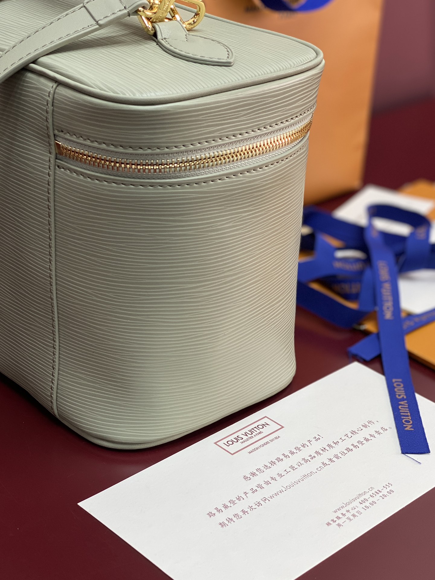 M25857 浅绿色 大号！水波纹化妆包 当季新款 NICE NANO 化妆包 本款 Nice Nano