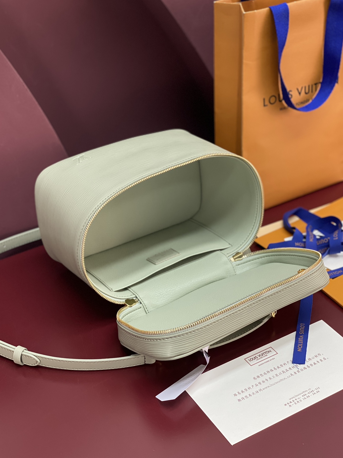 M25857 浅绿色 大号！水波纹化妆包 当季新款 NICE NANO 化妆包 本款 Nice Nano