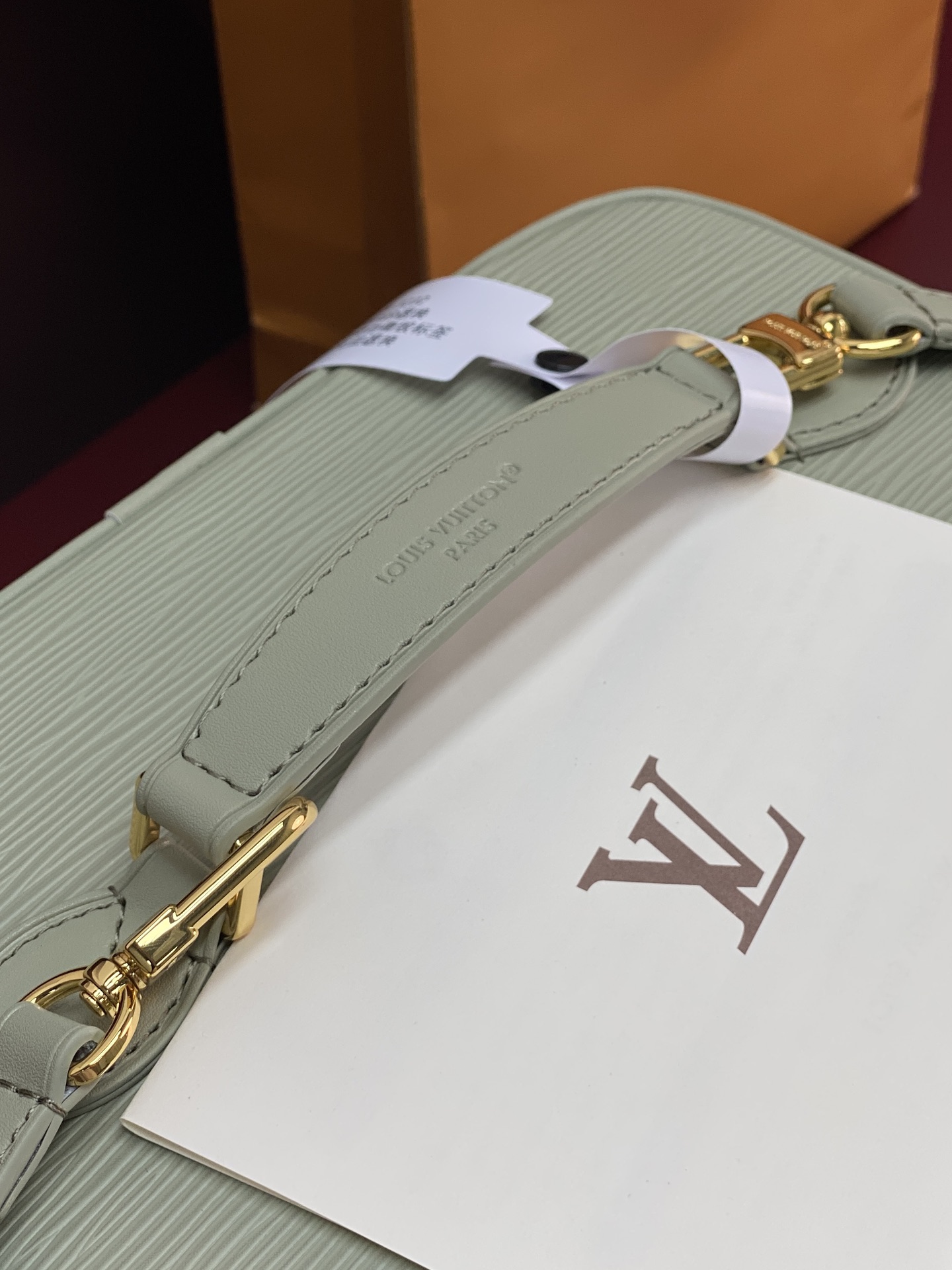 M25857 浅绿色 大号！水波纹化妆包 当季新款 NICE NANO 化妆包 本款 Nice Nano