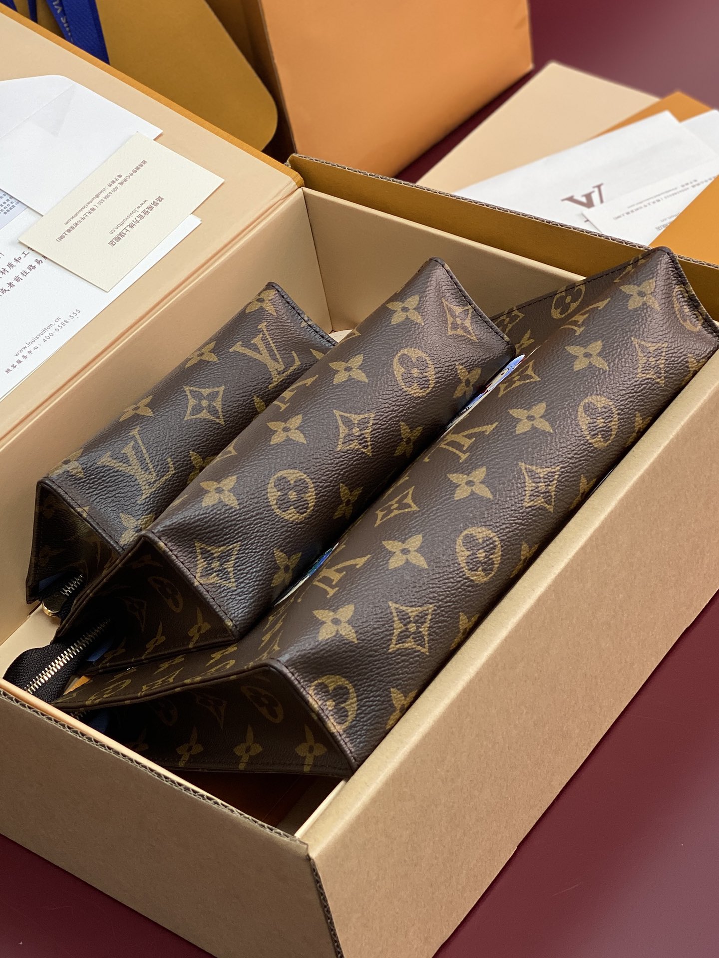 升级版本⚠️M15357丝印 圣诞款三件套 当季新款 TRIO 盥洗袋 本款盥洗袋取材 Monogram