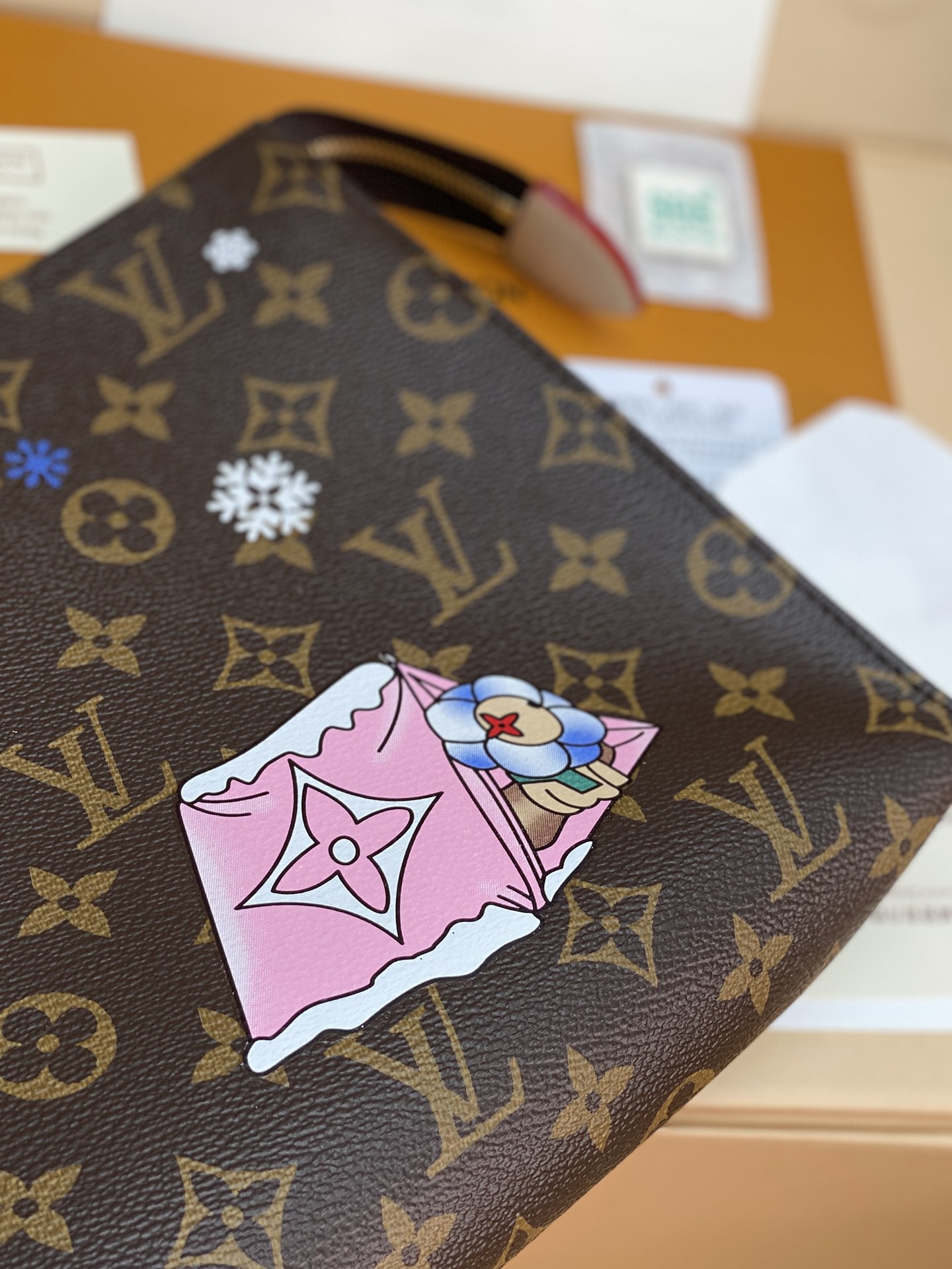 升级版本⚠️M15357丝印 圣诞款三件套 当季新款 TRIO 盥洗袋 本款盥洗袋取材 Monogram