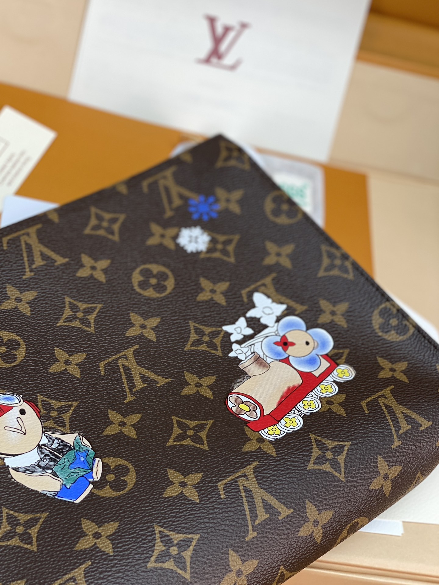 升级版本⚠️M15357丝印 圣诞款三件套 当季新款 TRIO 盥洗袋 本款盥洗袋取材 Monogram