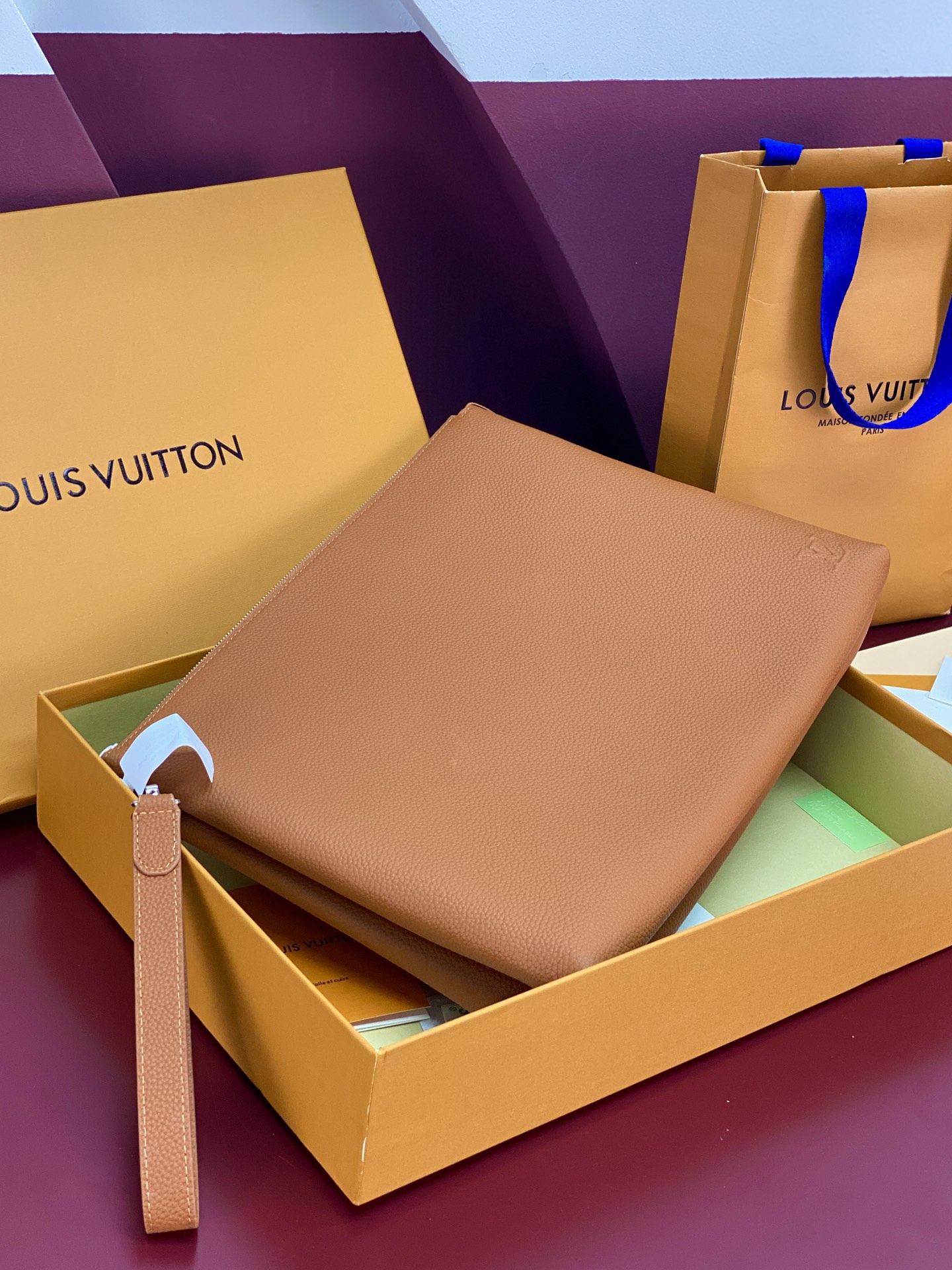 Bottega Veneta Luxury Handbag Collection 3