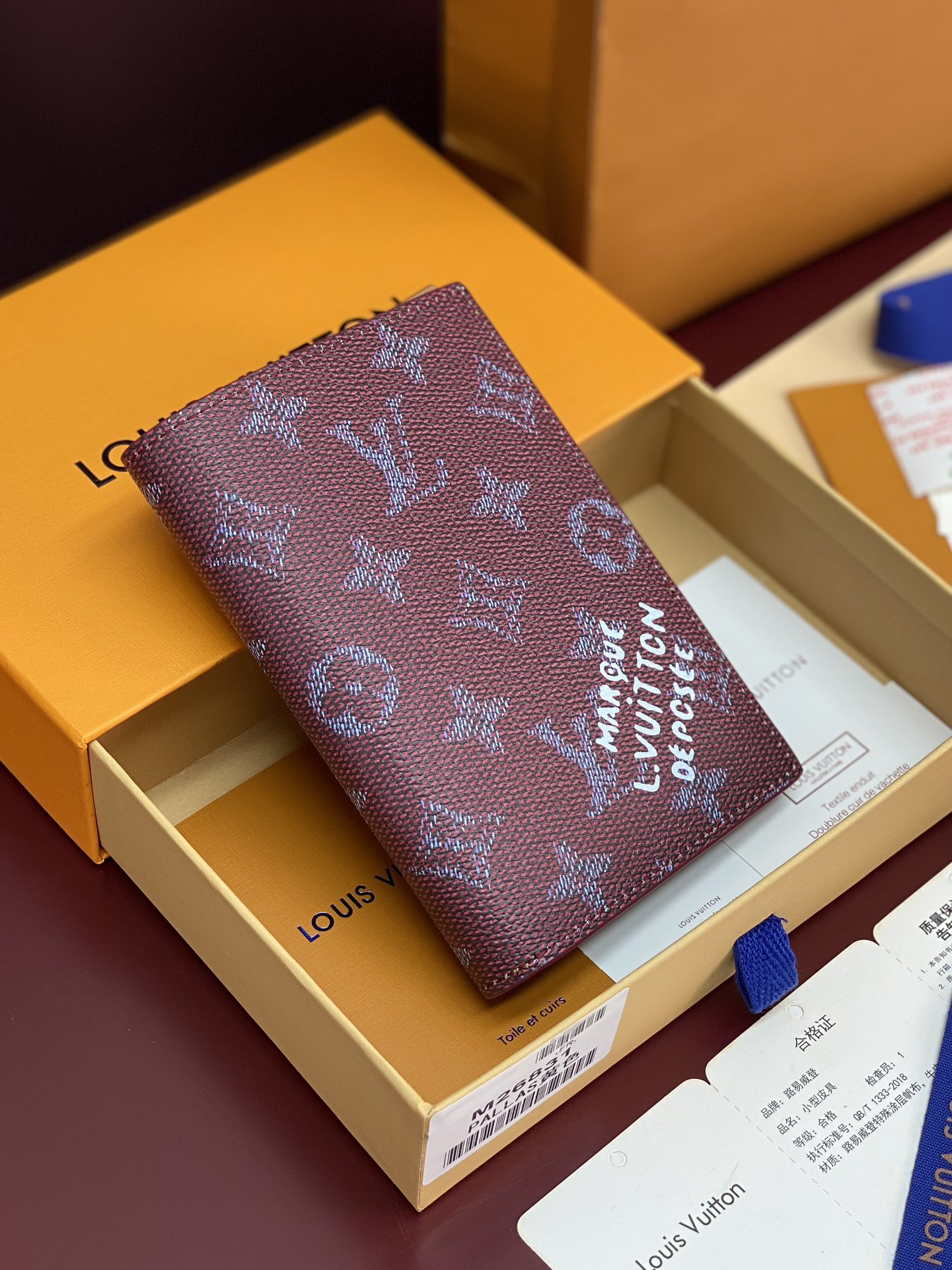 NO:674150,M26831 silk screen purple!  passport!  Invoking the brand's vintage Damier pattern, this passport case features colorful Monogram Heritage coated canvas embellished with the Marque L.Vuitton Déposée logo designed by Pharrell Williams. It can store your passport securely, and the internal slip pocket and card slot add functional details. 14 x 2.5 x 10 cm (H x W x L).,LV wallet, louis vuitton, wallets19860909M26831 丝印紫色！护照！本款护照套援引品牌复古 Damier 图案,为缤纷 Monogram Heritage 涂层帆布点缀 Pharrell Williams 设计的 Marque L.Vuitton Déposée 标识.可妥善收纳护照,内贴袋与卡片夹层增添功能细节. 14 x 2.5 x 10 厘米 (高 x 宽 x 长度).,LV钱包,louis vuitton,wallets,欧美剧