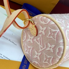 M29881 提花粉!芯片版! POCHETTE PAPILLON 手袋!本款 Pochette Papillon 手袋 M29881 提花粉!芯片版! POCHETTE PAPILLON 手袋!本款 Pochette Papillon 手袋