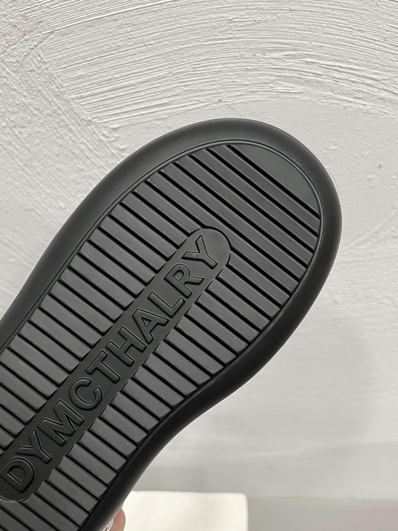 DYMONLATRIY 2024 Spring Summer Shoe Collection: Luxe Skins, Web Cloths, and PU Bubble Soles - 图片 8