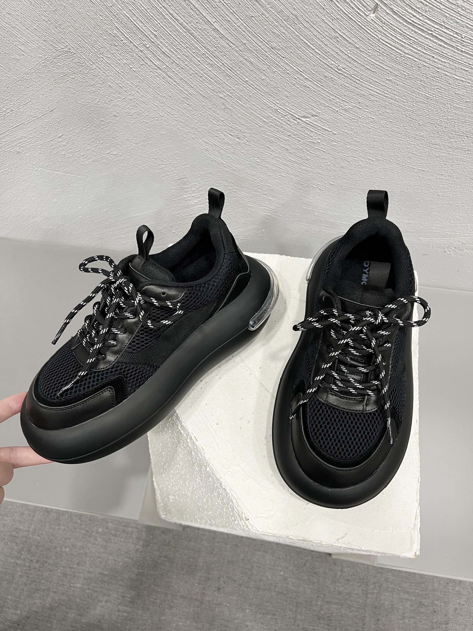 DYMONLATRIY 2024 Spring Summer Shoe Collection: Luxe Skins, Web Cloths, and PU Bubble Soles - 图片 2