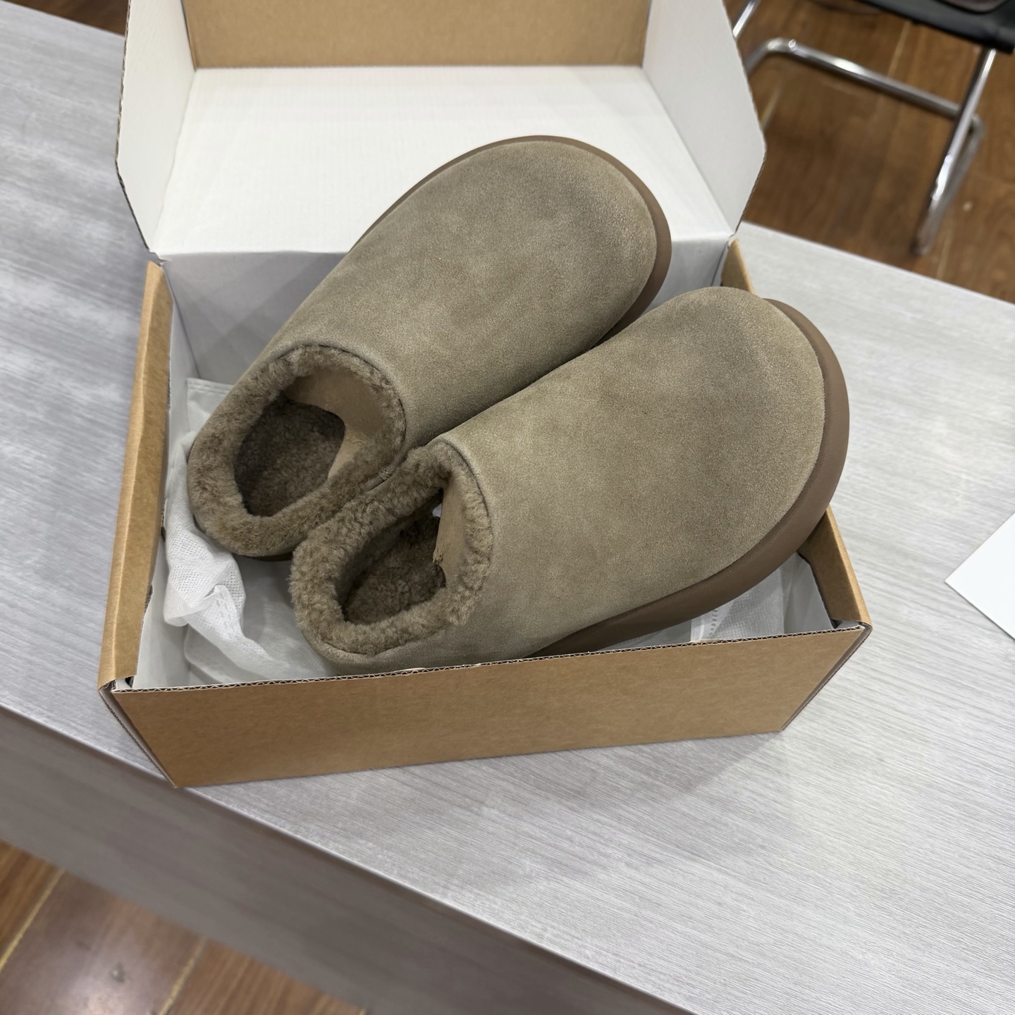 Balenciaga 无标厚底土豆鞋质量超好 真皮真毛 码数35-40