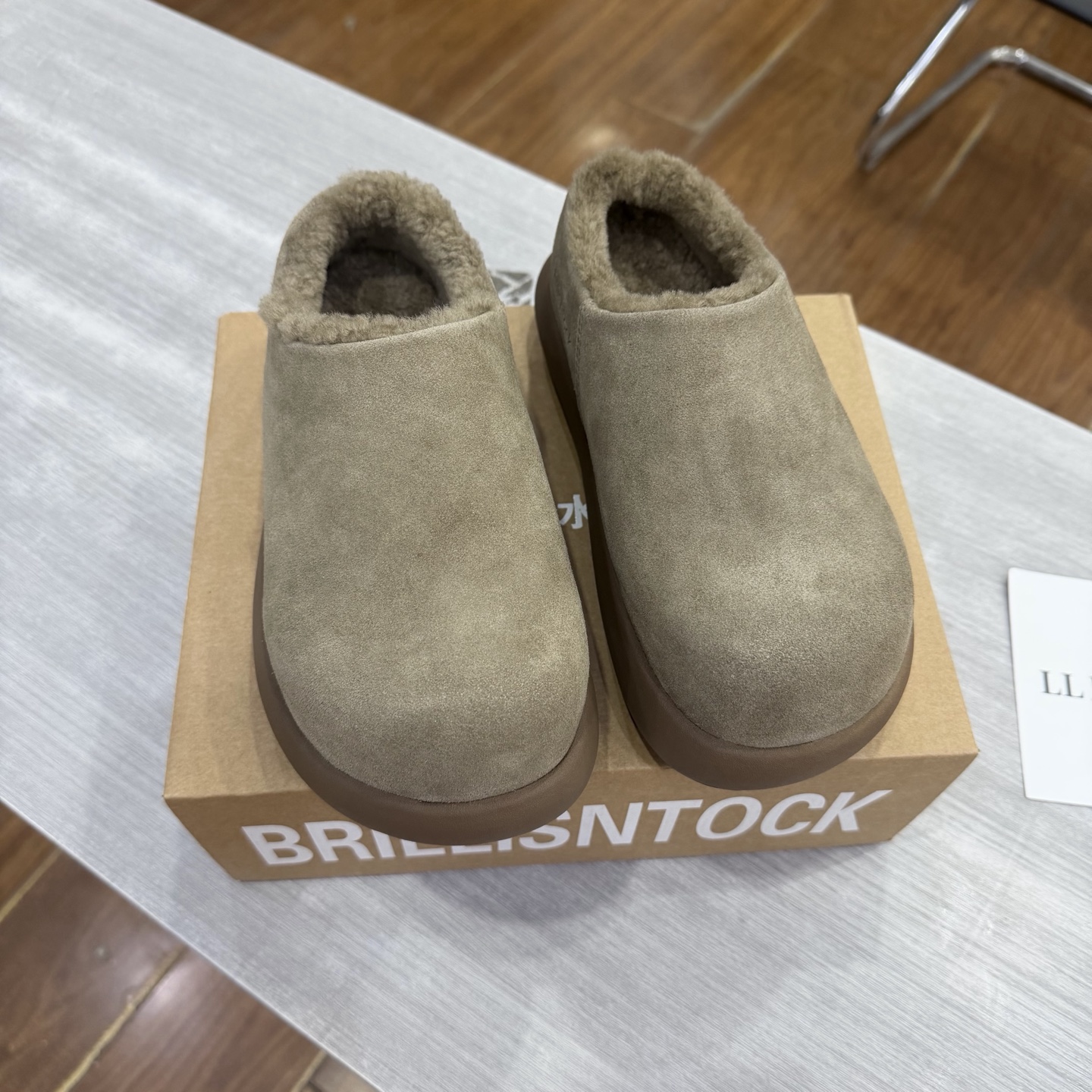 Balenciaga 无标厚底土豆鞋质量超好 真皮真毛 码数35-40