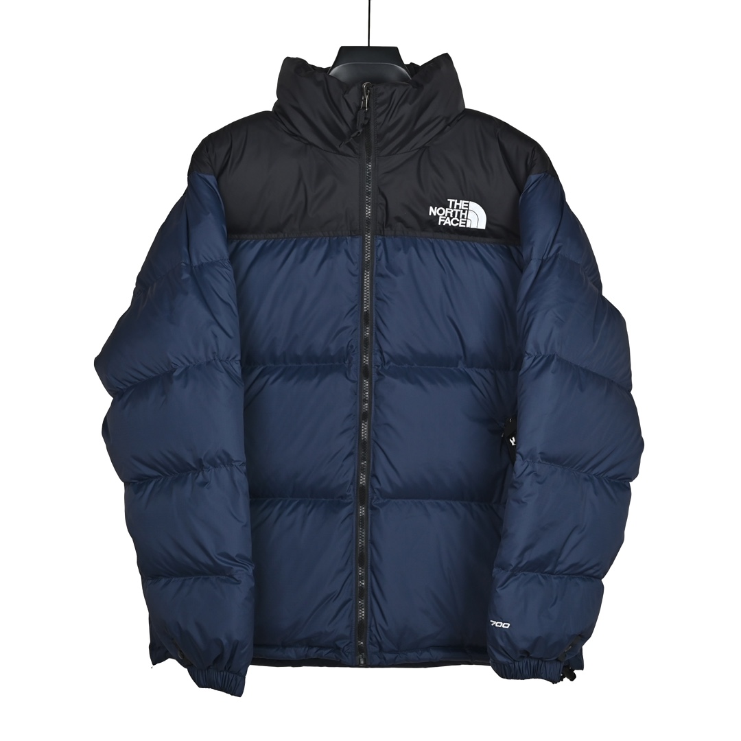 𝐓𝐡𝐞 𝐍𝐨𝐫𝐭𝐡 𝐅𝐚𝐜𝐞 𝐍𝐮𝐩𝐭𝐬𝐞 𝐃𝐨𝐰𝐧 𝐉𝐚𝐜𝐤𝐞𝐭 北面1996 Nuptse 经典款美版羽绒服

🔝产品配色: 黑色  奶白色  纯白色  小麦色  酒红色  抹茶色  粉色  墨绿色  藏青色 橙色 

🔝产品尺码：XS S M L XL XXL

🔝经典1996于今年9月1日重新复刻官网发售，涨价同时更新了面料，购入最新ZP开发，开版多次，力求完美还原，小到一针一线，大到面料五金，均由某国内一线品牌代工大厂制作。真正市面顶级，一分价钱一分货。欢迎对比市面其他版本。

🔝产品介绍：
1️⃣市面最好刺绣，刺绣采用进口田岛绣花万针刺绣，采用进口7号针，日本女皇绣线，保证每字饱满工、立体感清晰。
2️⃣填充RDS认证高品质700蓬80%白鸭绒，不做任何虚假宣传。保证保暖性的同时，更加轻便。轻松低于零下30多度严寒低温。
3️⃣独家定制40D格子四级防泼水布料，手感丝滑还原zp。高端防跑绒涂鸦里布+380T三防胆布.绝不钻绒（如有钻绒随意换新）
4️⃣DWR防泼水面料，通过后期整理技术，从而将水分阻截在面料表面，实现防泼水效果，偶遇小雨也能抵挡片刻，轻质耐磨防撕裂，更具出色的防风防泼水性能，为户外活动提供属实防护。
5️⃣正品YKK吉田ISO9000拉链，拉动更丝滑流畅，区别市面假YKK。
6️⃣独家定制五金辅料，100%还原ZP。辅料及扣子均采用原版一致铜芯弹簧，非市面铁芯弹簧。
7️⃣本店拳头级产品，累计销售10万余件。好评无数，售前售后均有保障，放心卖。

🔝产品包装：独家定制旗舰店原版快递包装纸箱，胶带，还原ZP。区别以往超薄飞机盒，更加精美有档次。超大超厚超硬超有质感。完美应对快递暴力搬运，不会再发生以往纸箱压扁，客户收到箱子被破坏等情况。