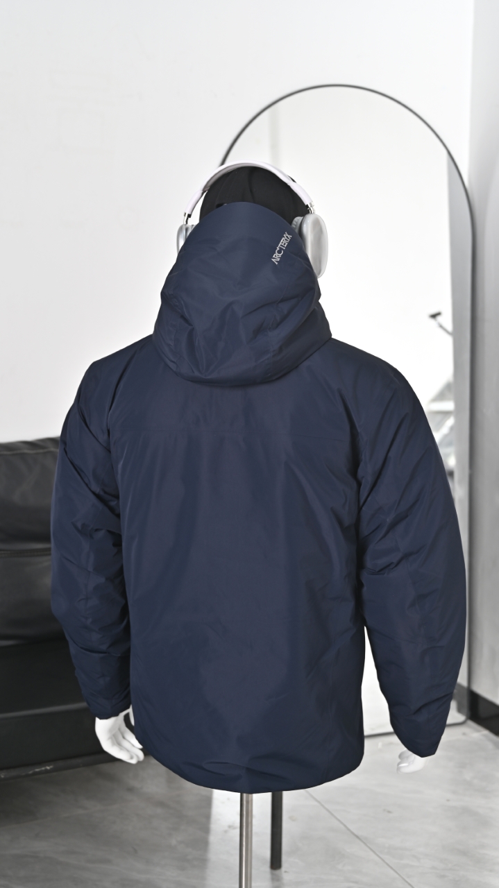 ARC‘TERYX 鸟家 Macai大买菜可拆帽羽绒服 产品配色:黑色 藏蓝色 极地白 贝栗粉 幻影紫 云水蓝