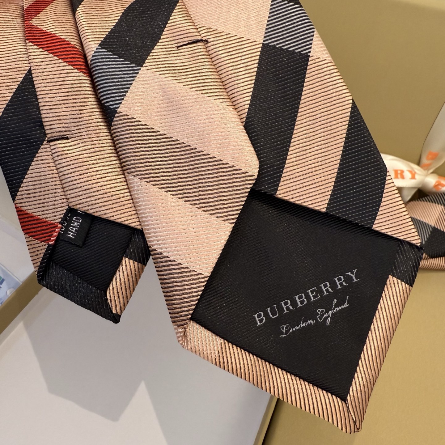 Luxurious Baballi Silk Ties: Timeless Elegance for Men’s Fashion - 图片 5