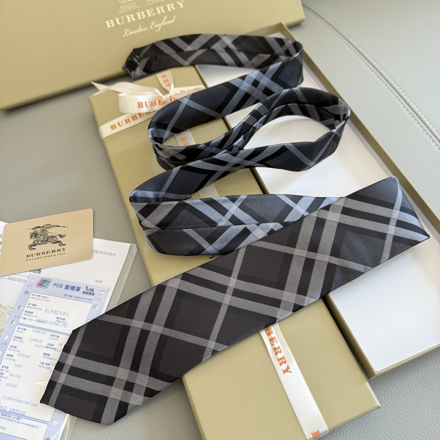 “Vintage Silk Ties for Men: Elegant Style and Homogeneity by B Family” - 图片 8