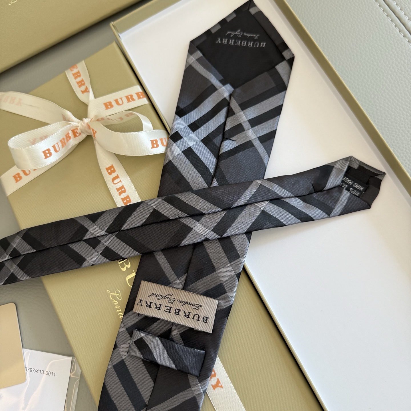 “Vintage Silk Ties for Men: Elegant Style and Homogeneity by B Family” - 图片 7