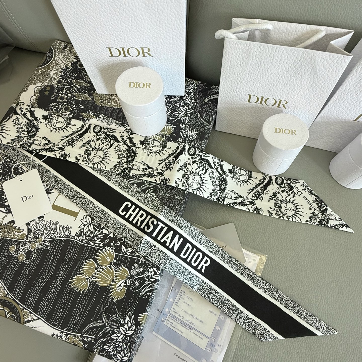 “High-quality Dior MITZAH: White Sun God Phone Shooting” - 图片 2