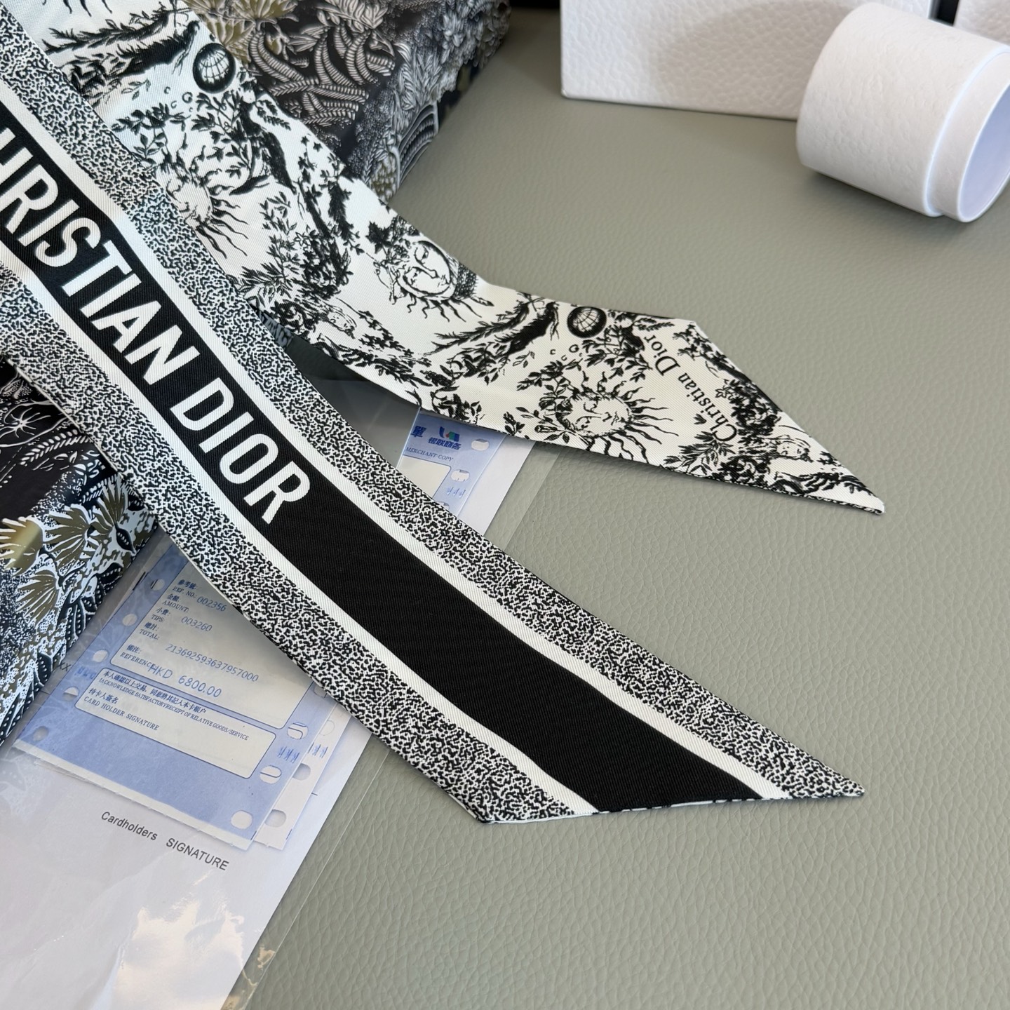 “High-quality Dior MITZAH: White Sun God Phone Shooting” - 图片 7