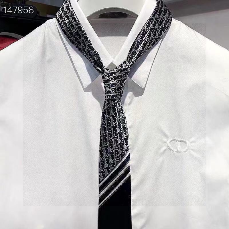 Iconic 192-Year-Old Dior Logo Tie for Men: Fine Craftsmanship and Elegance