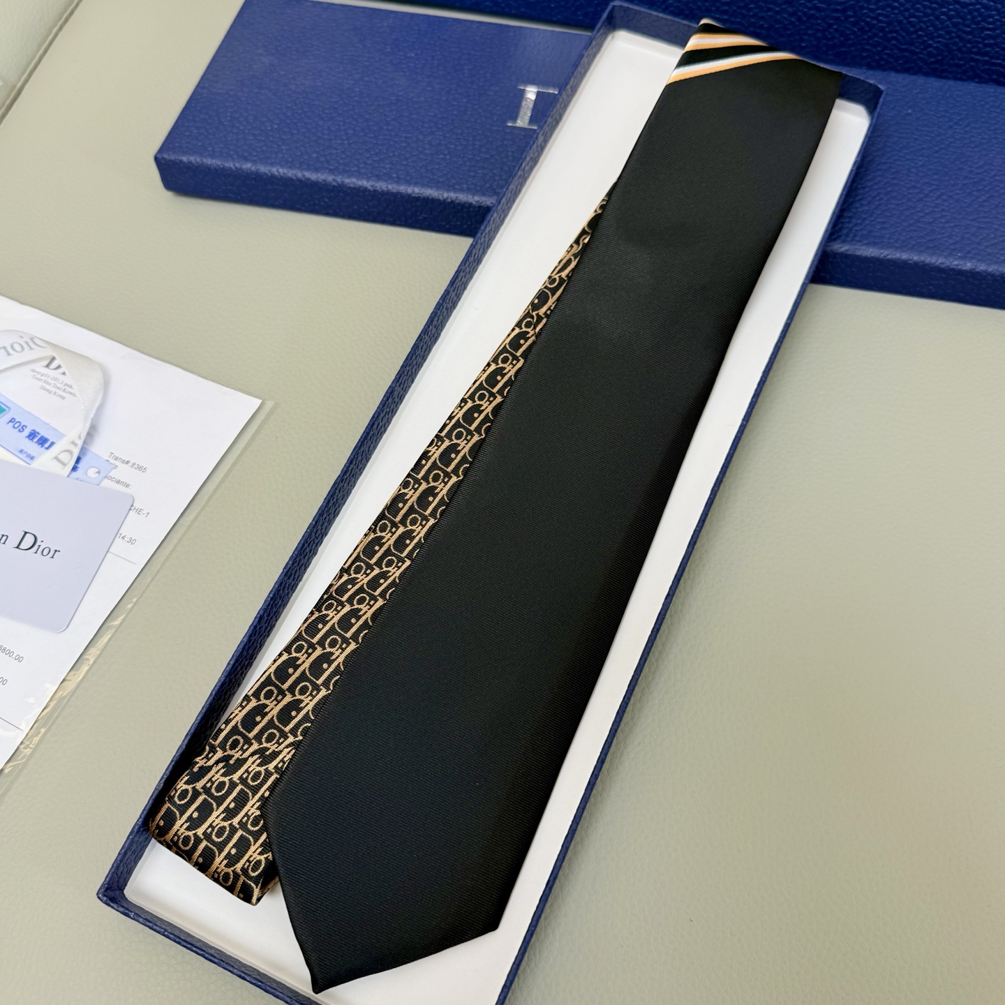 Iconic Dior Logo Tie: Elegant Homogeneity for Men’s Personality Display - 图片 3