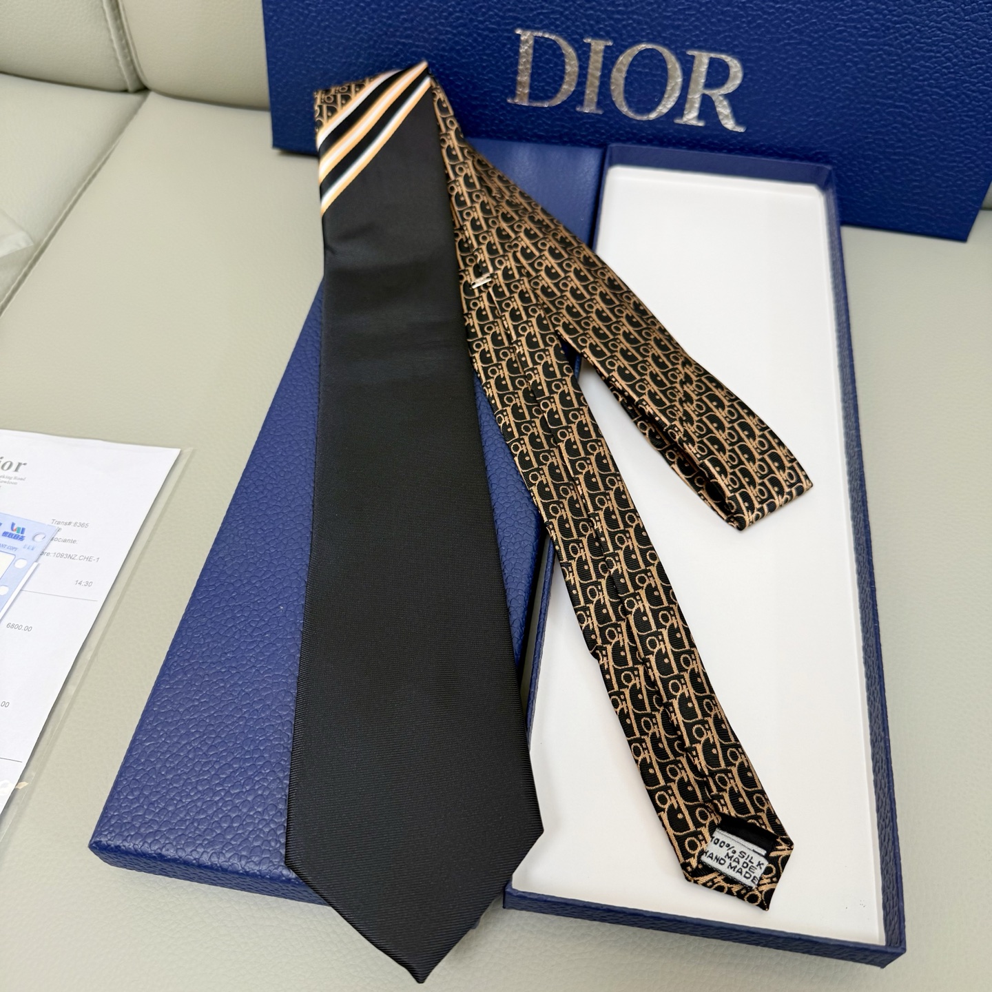 Iconic Dior Logo Tie: Elegant Homogeneity for Men’s Personality Display - 图片 9