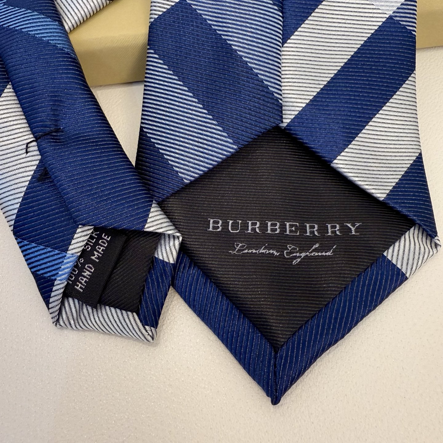 “Baballi 144-Year-Old Synchronous Tie: Elegant Handcrafted Fashion Statement for Men” - 图片 7