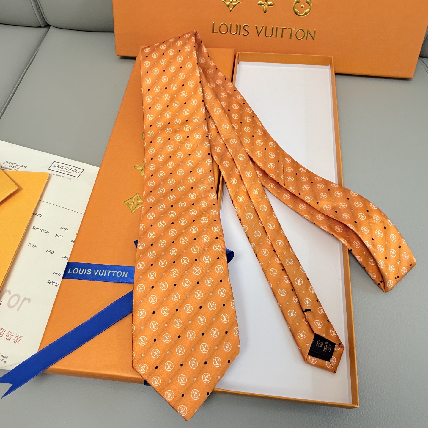 Luxury Silk Tie Collection: Elegant Design with Diamond Logo and Dark Colors - 图片 4