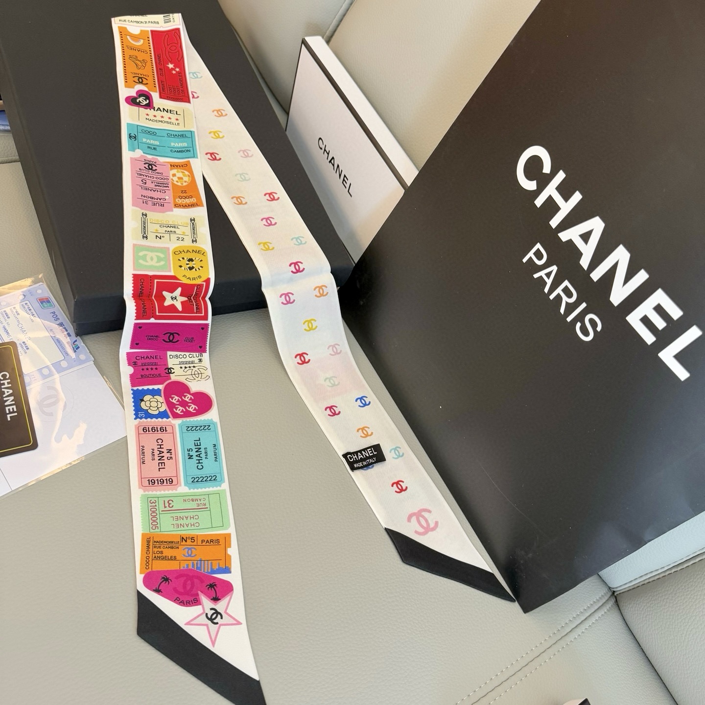 [Chanel Small Ribbons]