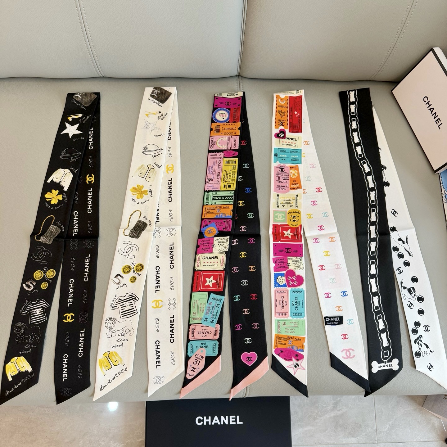 [Chanel Small Ribbons]Chanel