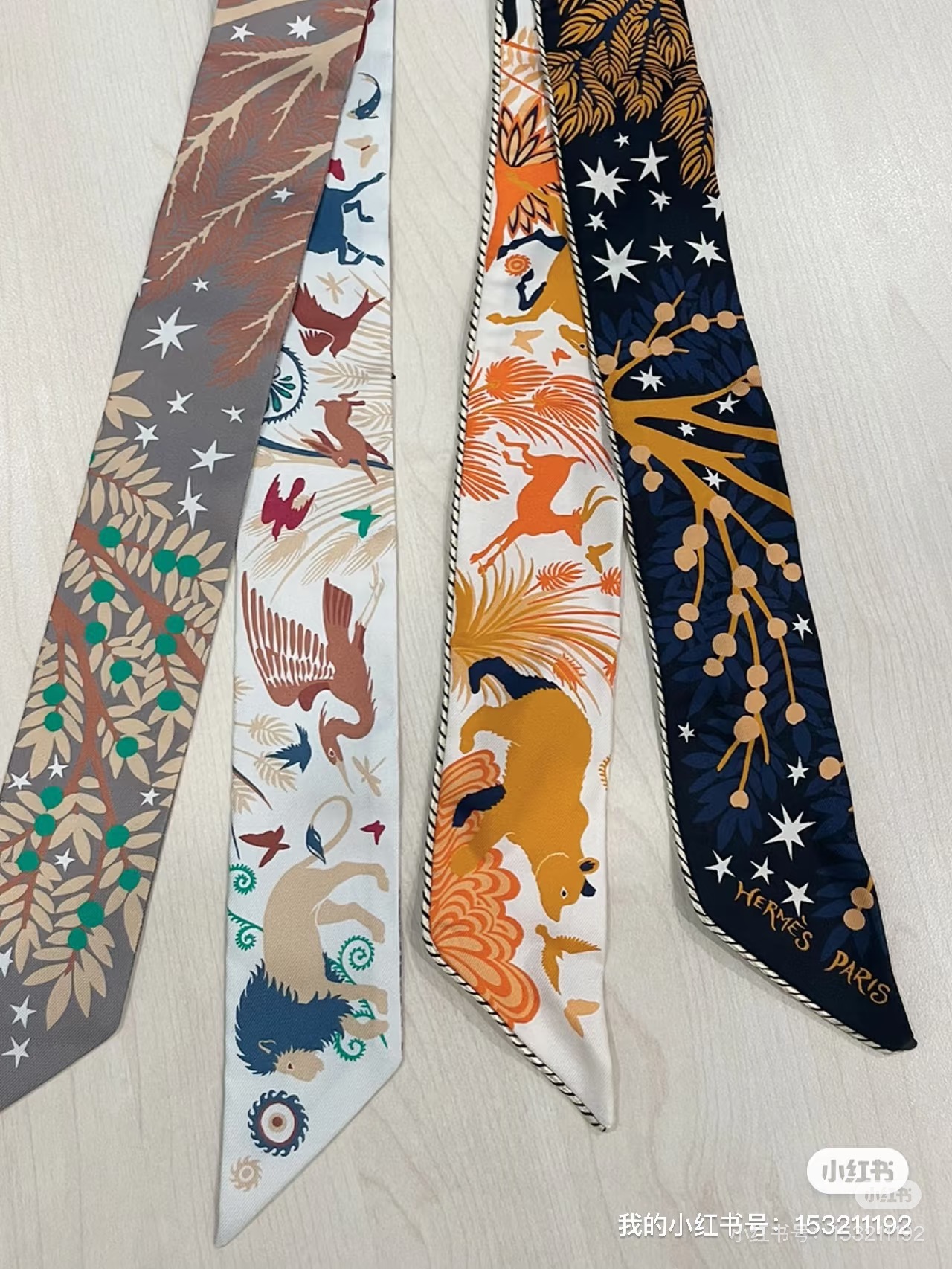 [Hermès Small Ribbons]