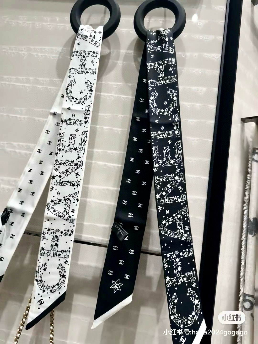 [Chanel Small Ribbons]