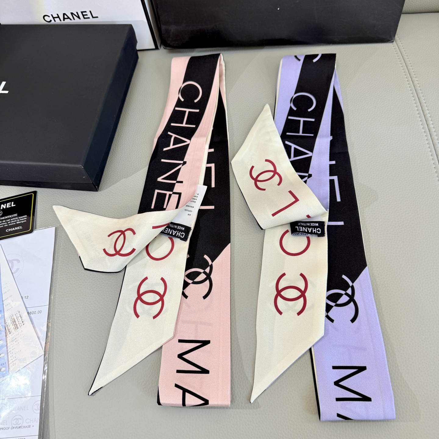 [Chanel Small Ribbons]