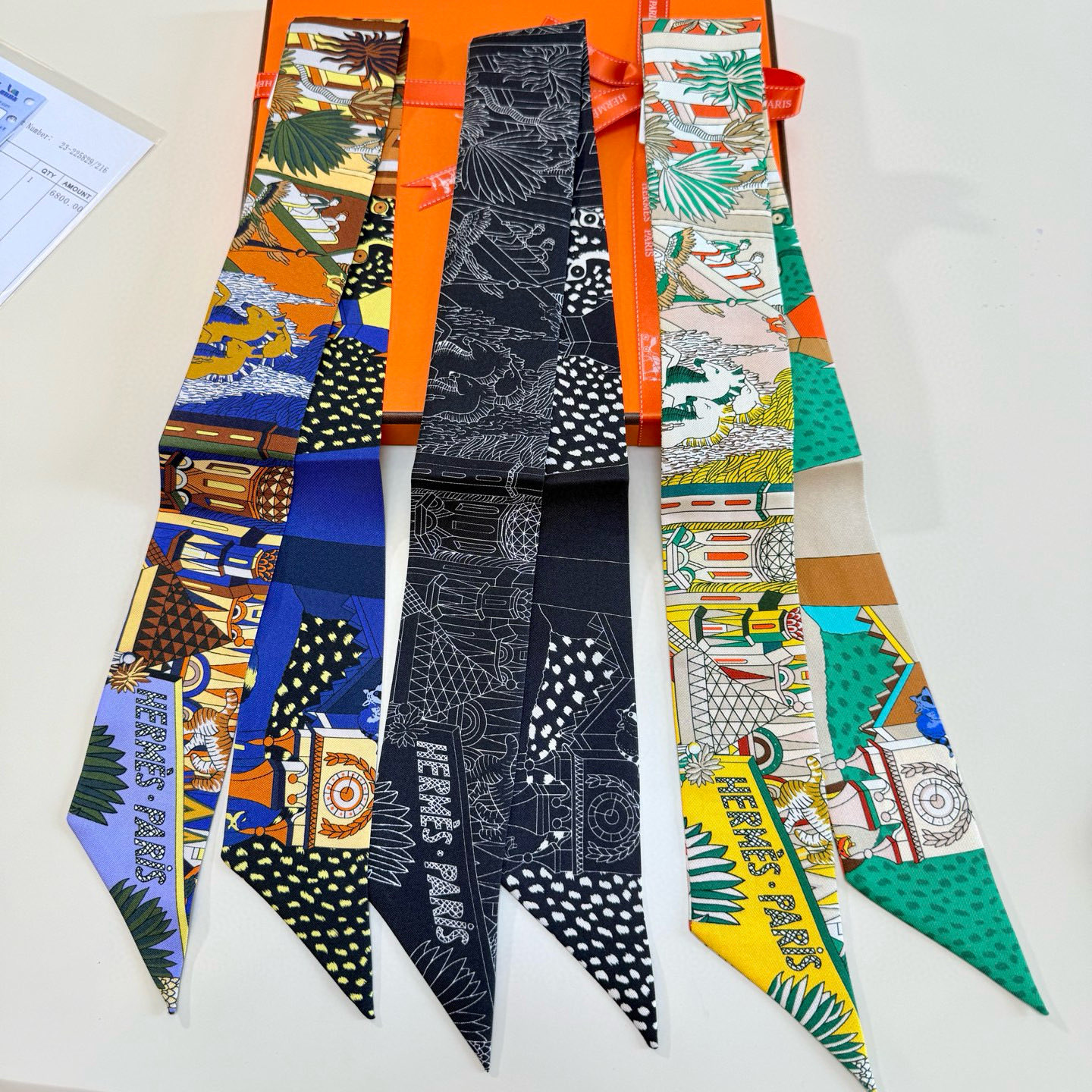 [Hermès Small Ribbons]