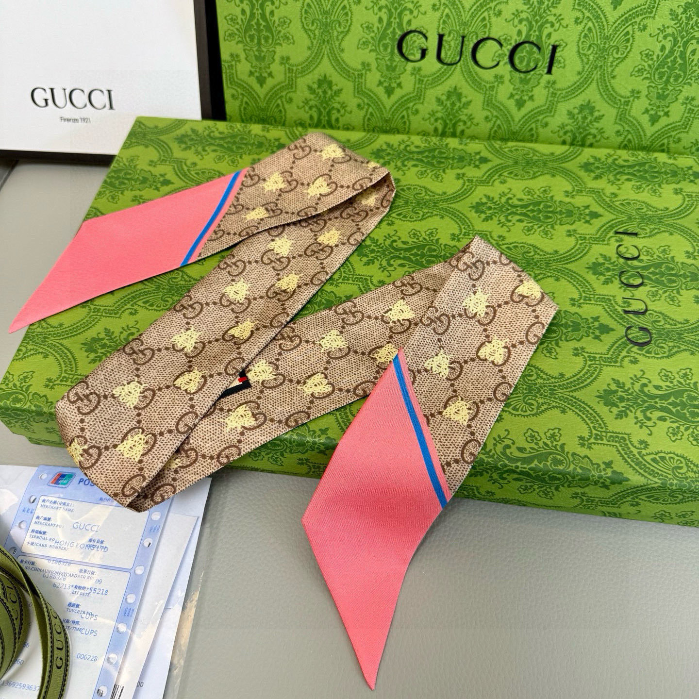 。ZG同步❗️镀金蜜蜂🦋GUCCI双层真丝飘带💕【尖端‼️专柜最最新款来袭💕女神必入  法国进口真丝面料