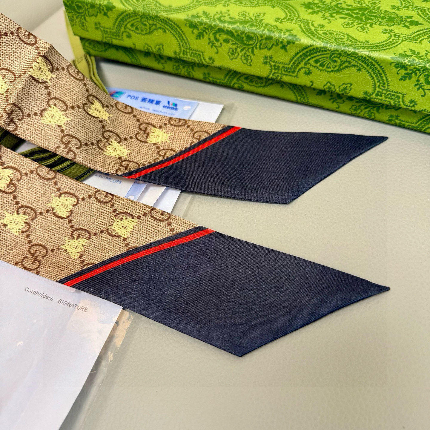 。ZG同步❗️镀金蜜蜂🦋GUCCI双层真丝飘带💕【尖端‼️专柜最最新款来袭💕女神必入  法国进口真丝面料