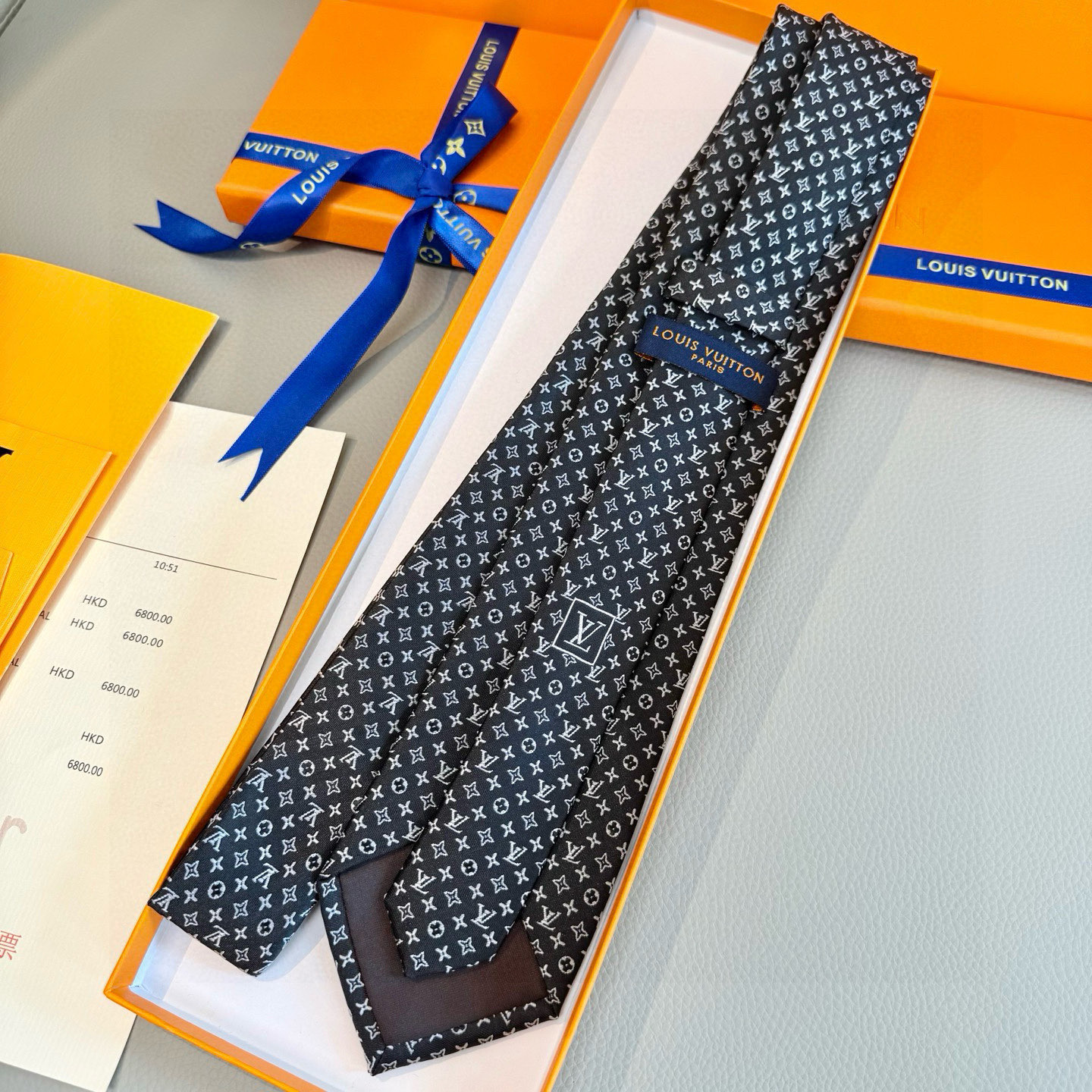 特价💰男士领带系列【L标识花纹领带】👔👔，稀有😻😻Monogram Classic领带将经典路易威登风格