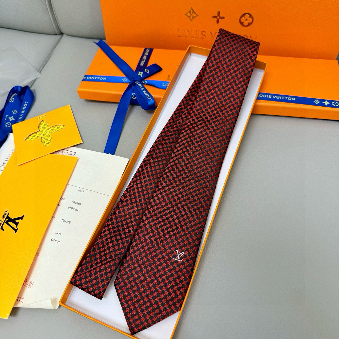 特价💰男士领带系列【L明暗格子领带】👔👔，稀有😻😻展现精湛手工与时尚优雅的理想选择，这款领带将标志性的D