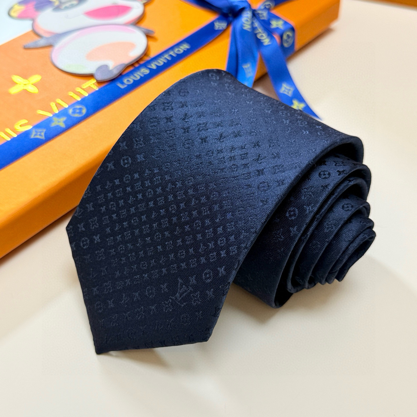 特价💰LV官方新款男士领带系列【L老花字母提花领带】👔👔，稀有😻😻展现精湛手工与时尚优雅的理想选择，这款