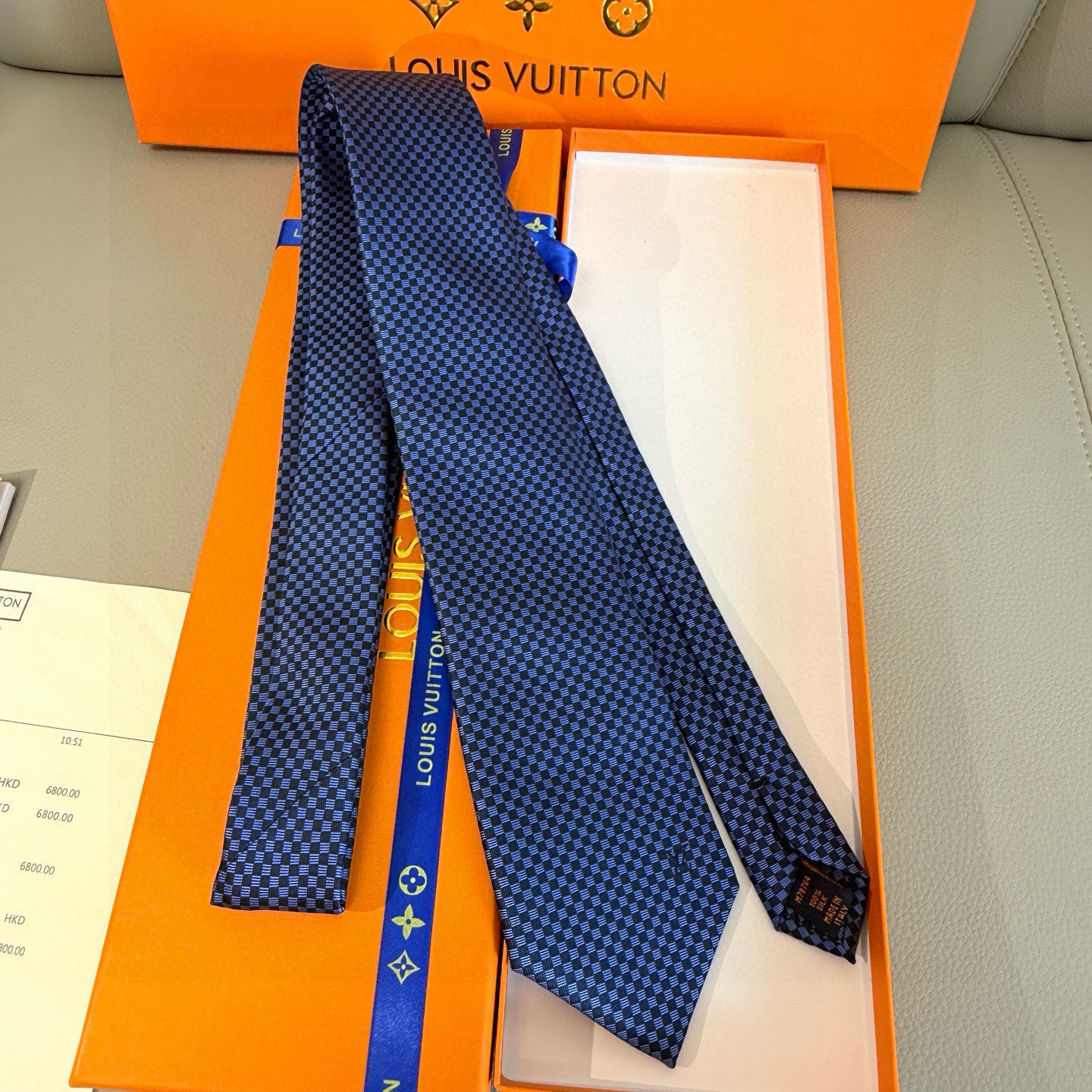特价💰男士领带系列【LV方格领带】👔👔，稀有😻😻展现精湛手工与时尚优雅的理想选择，这款领带将标志性的Da