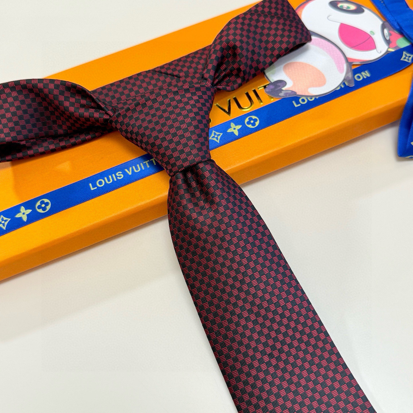特价💰男士领带系列【LV方格领带】👔👔，稀有😻😻展现精湛手工与时尚优雅的理想选择，这款领带将标志性的Da