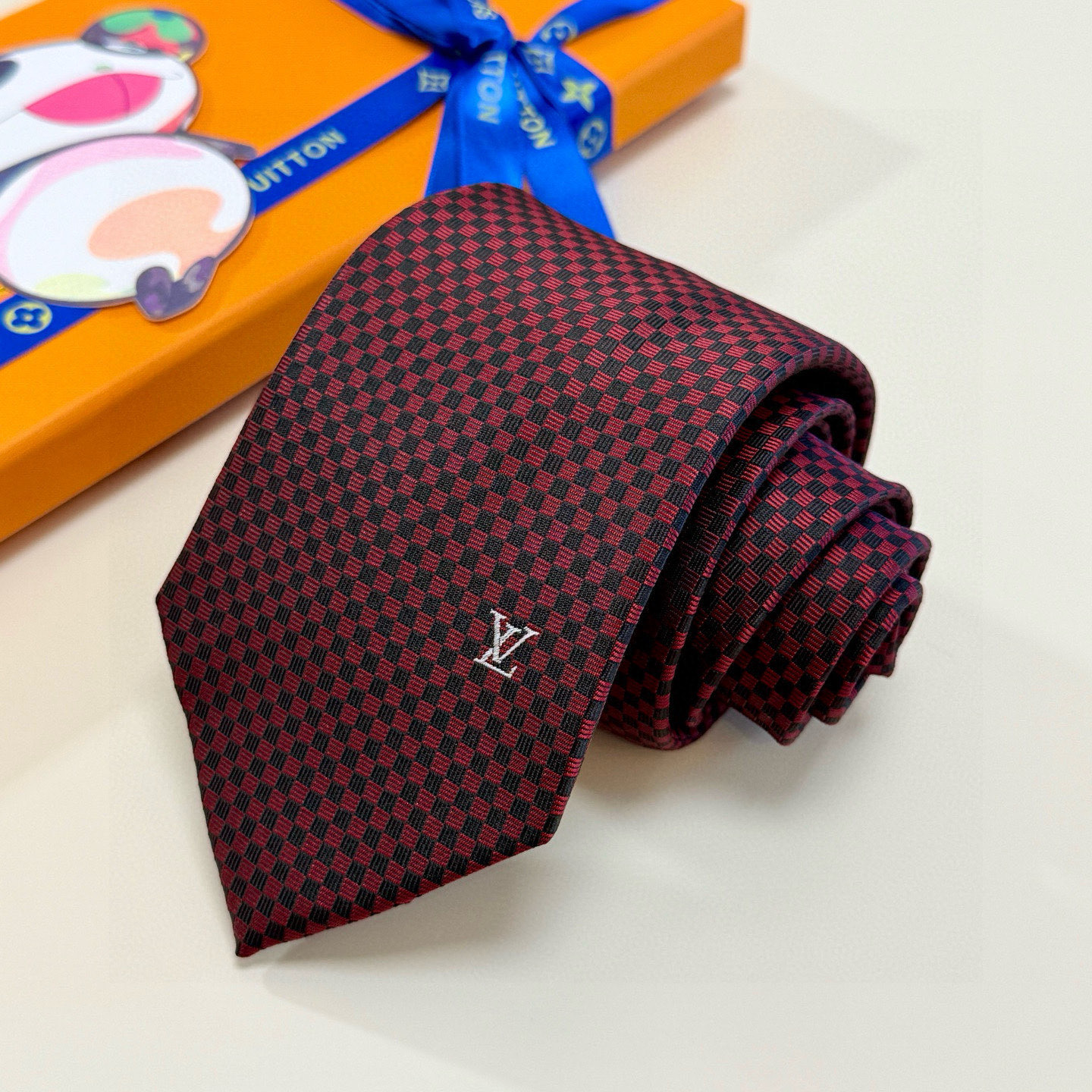 特价💰男士领带系列【LV方格领带】👔👔，稀有😻😻展现精湛手工与时尚优雅的理想选择，这款领带将标志性的Da