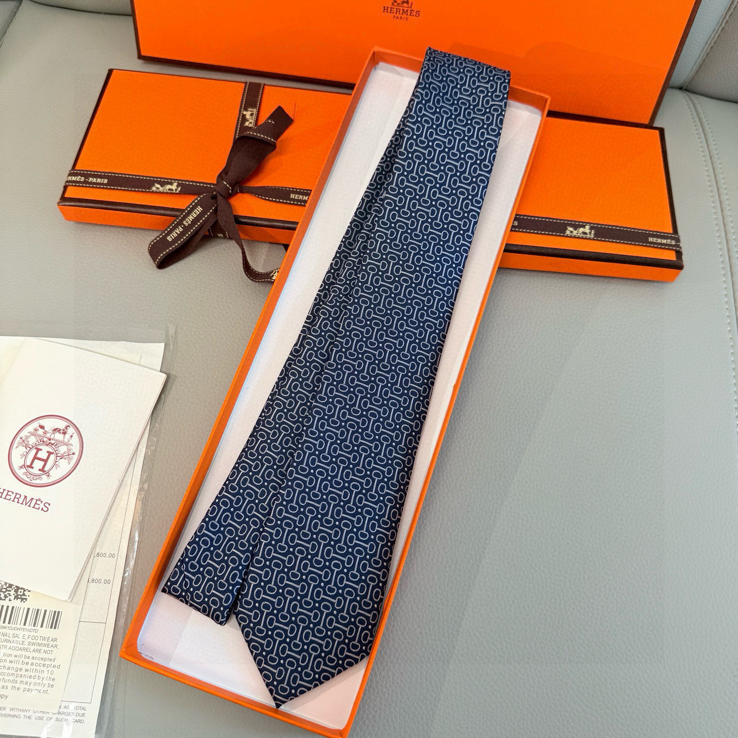 特价💰 男士新款领带系列，H马衔扣印花领带👔👔，稀有H家每年都有一千条不同印花的领带面世，从最初的多以几