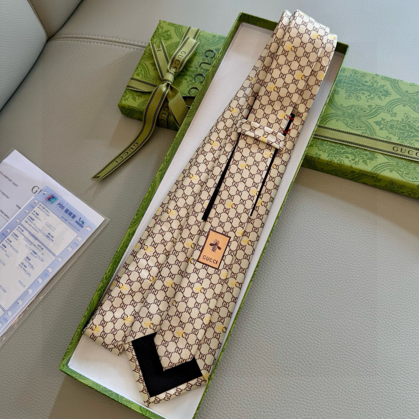 特价💰古奇男士领带【GG和蜜蜂领带】👔👔，稀有采用经典小G LOGO提花展现精湛手工与时尚优雅的理想选择