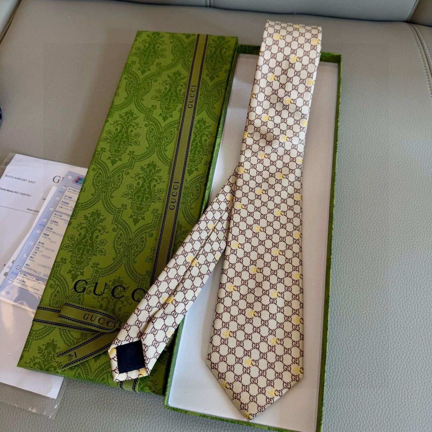 特价💰古奇男士领带【GG和蜜蜂领带】👔👔，稀有采用经典小G LOGO提花展现精湛手工与时尚优雅的理想选择